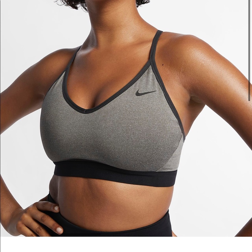 Nike light support Indy sports bra